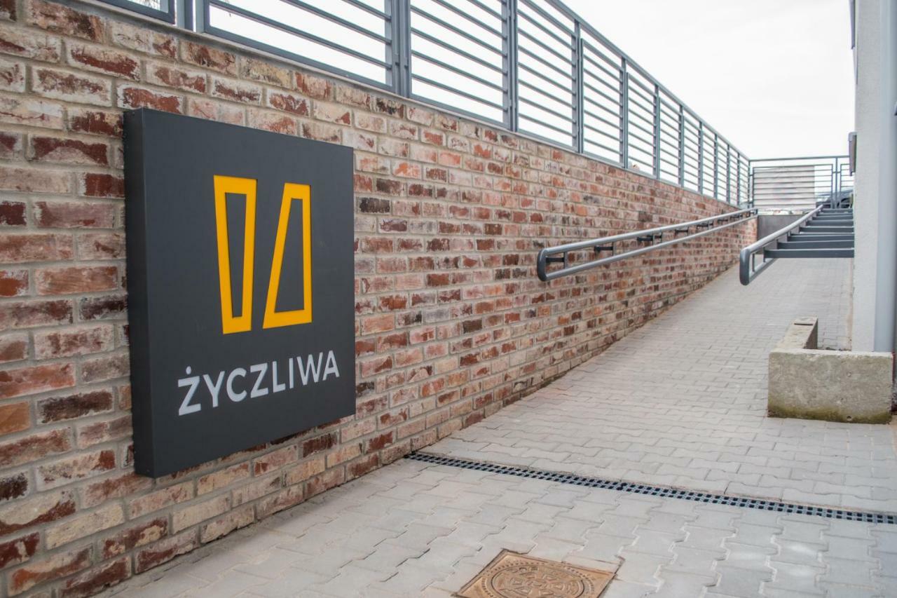 Zyczliwa Centrum Konferencyjno-sportowe *